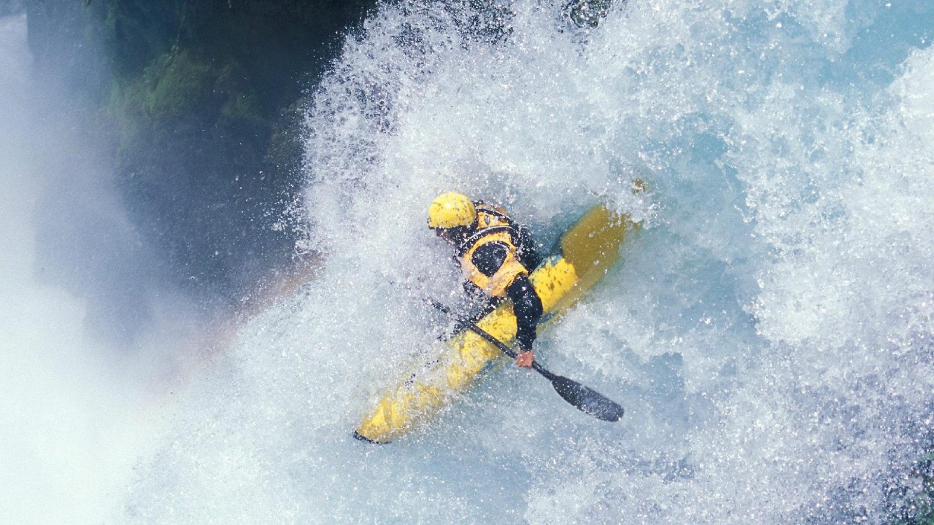 蛙泳强项吉尔吉斯斯坦女队杀入决赛,吉尔吉斯斯坦女团